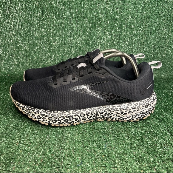 Brooks Revel 6 Womens Running Shoes Black Leopard Print 1203861B116 Size 10.5 - Picture 3 of 12